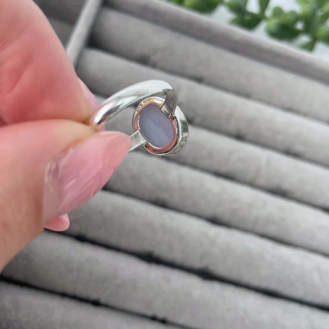Blue Lace Agate Oval Sterling Silver Ring | R | 8.75 | 58.9mm