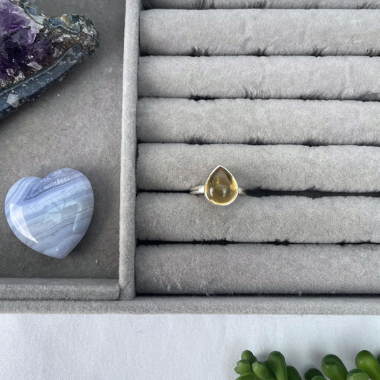 Citrine Teardrop Sterling Silver Ring | L 1/2 | 6 | 51.9mm