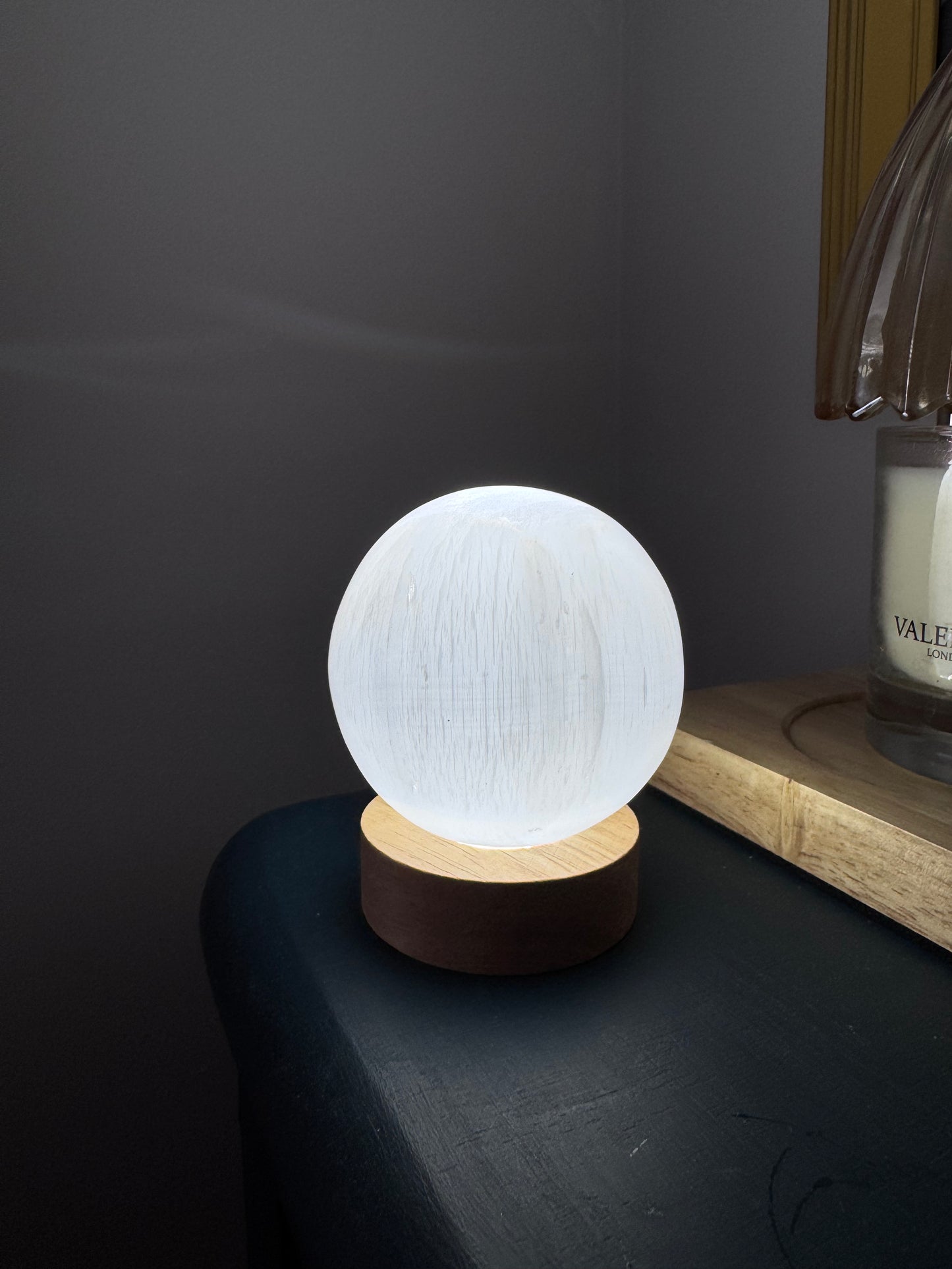 Crystal Light Base | USB