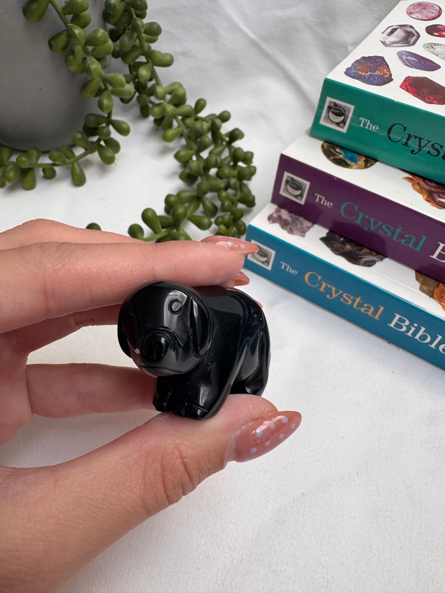 Obsidian Pig Carving