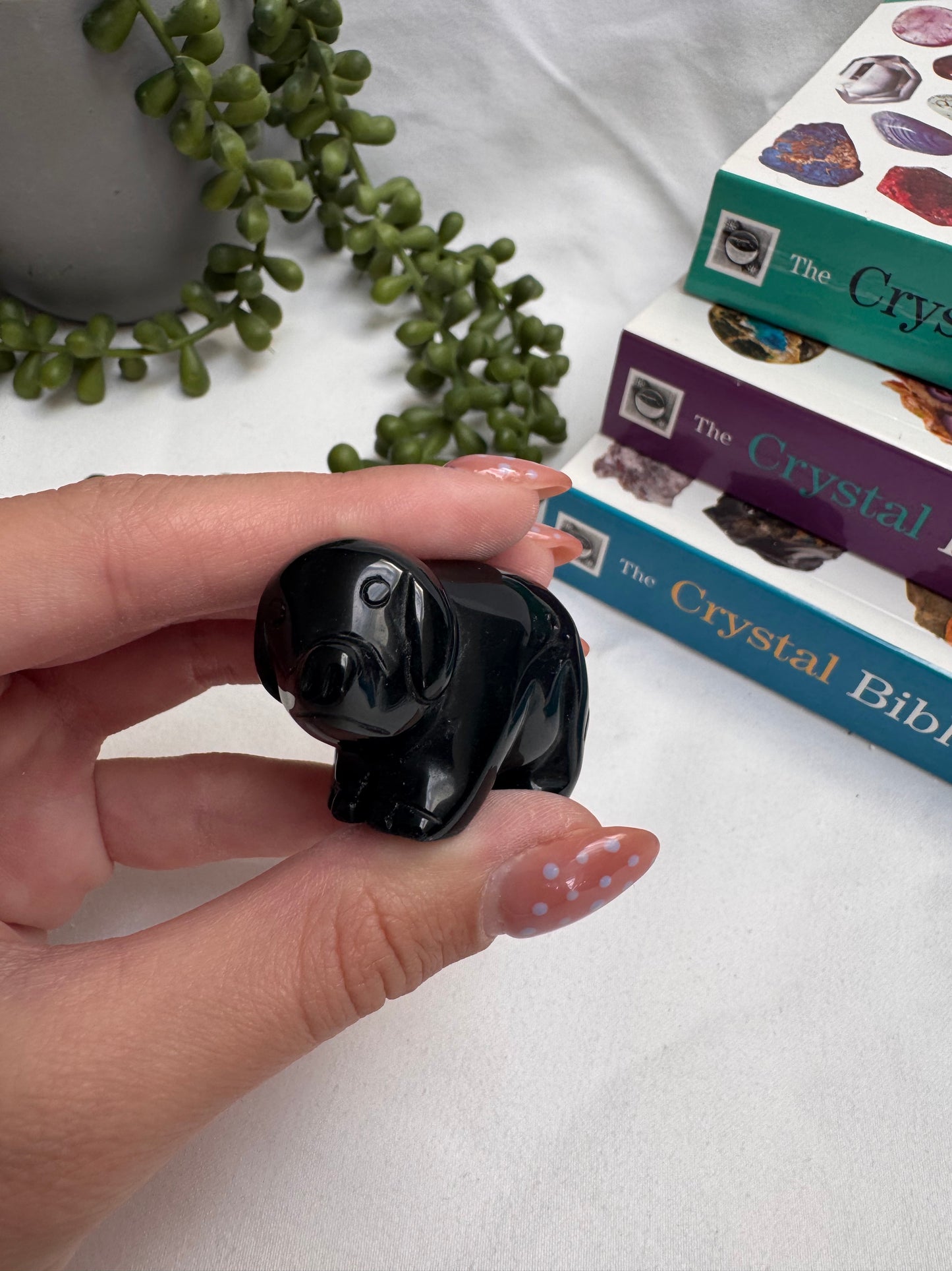 Obsidian Pig Carving