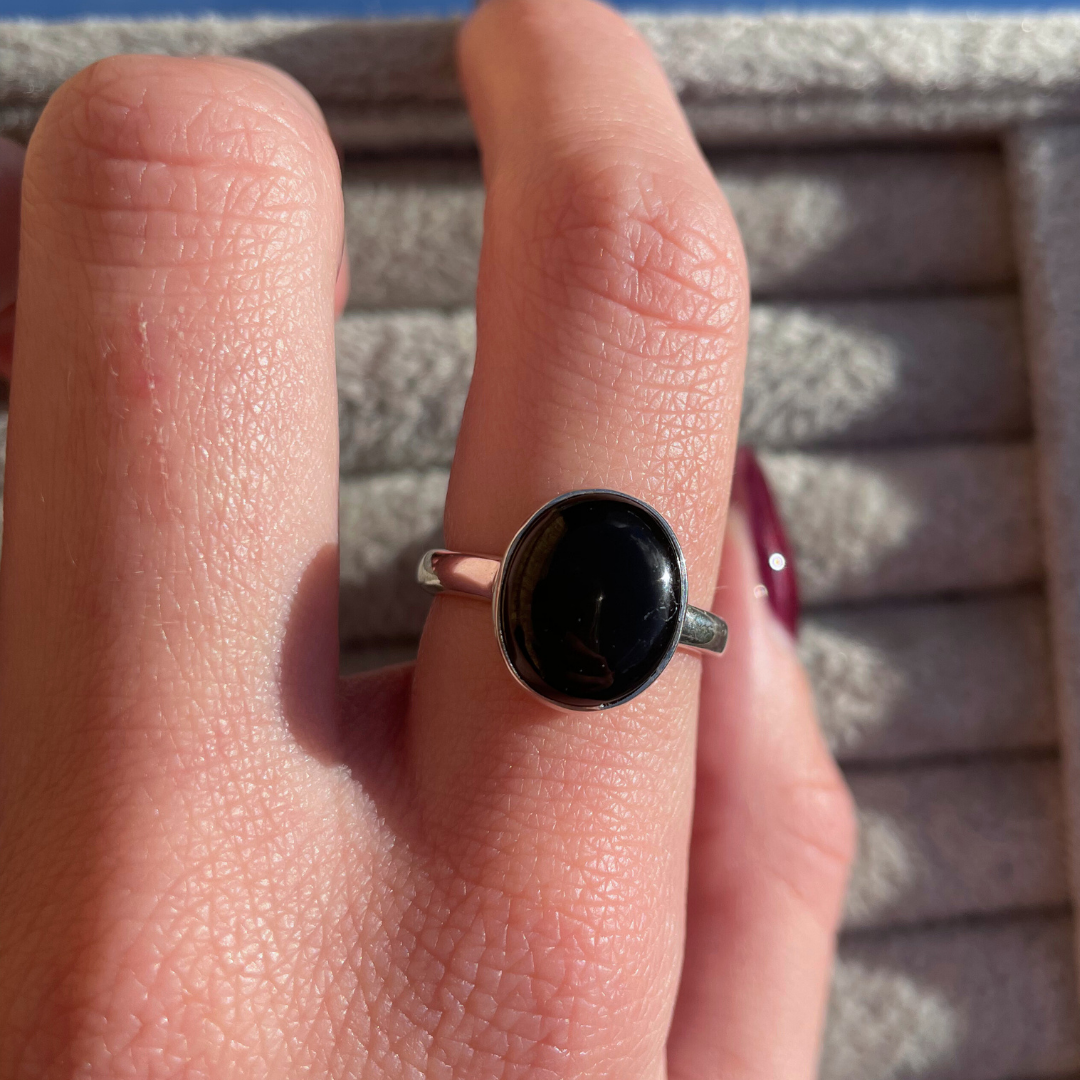 Whitby Jet Oval Sterling Silver Ring | O | 7.5