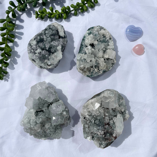 Large Apophyllite Clusters