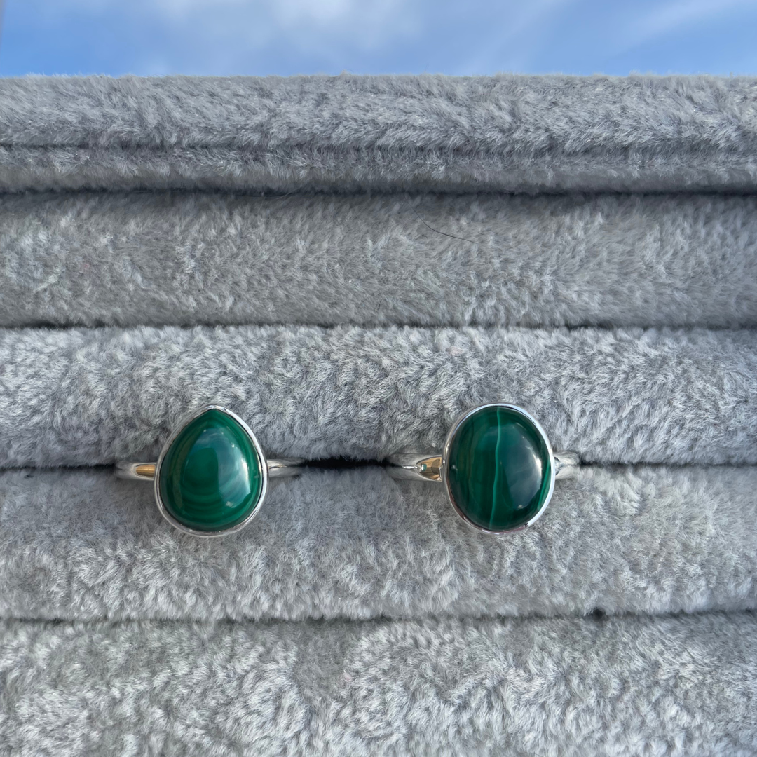 Malachite Teardrop Sterling Silver Rings | Q | 8